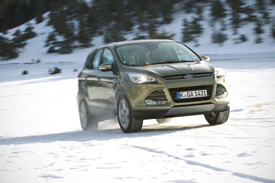  Ford Kuga 2013 года  (фото 1 из 36)